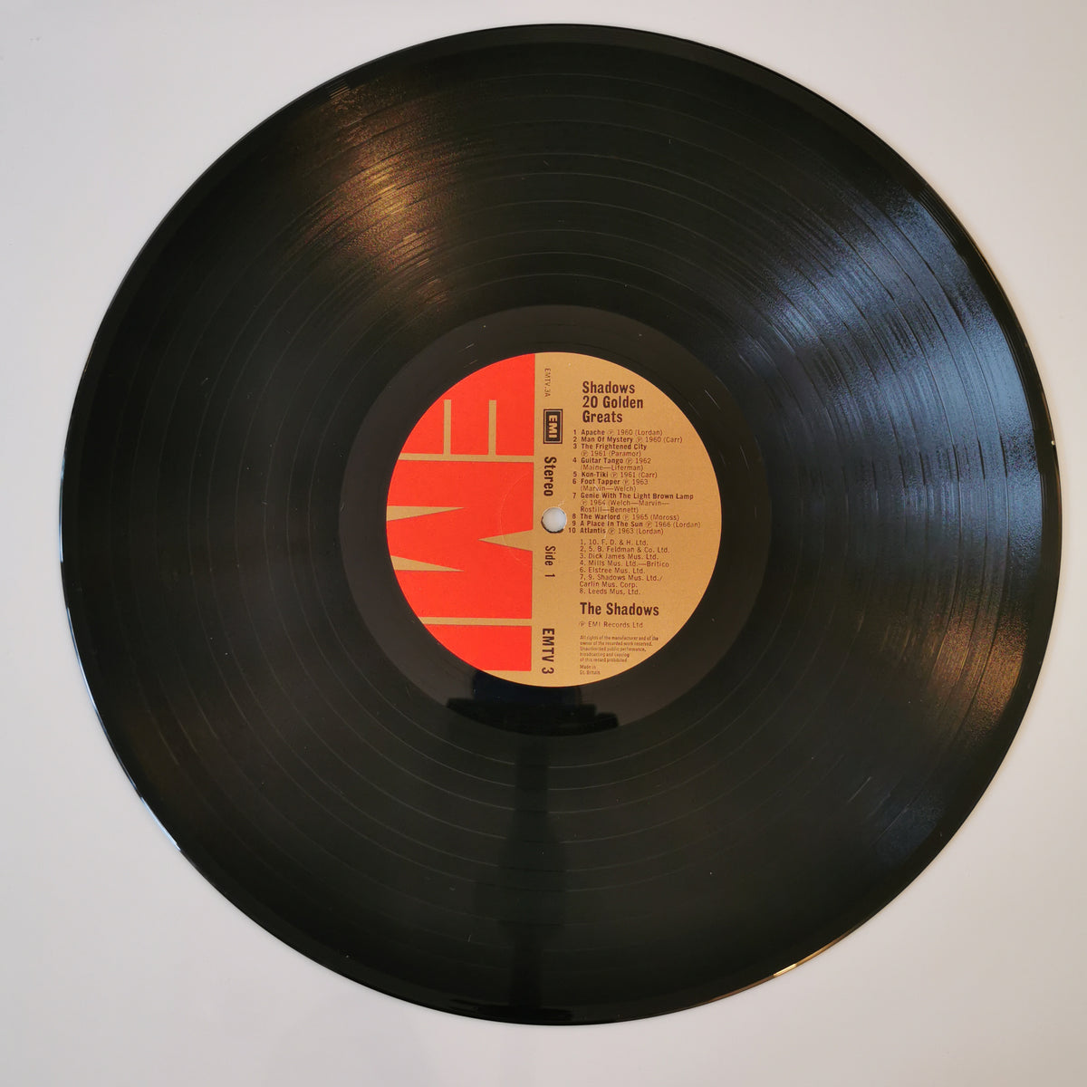 The Shadows – 20 Golden Greats (1977) Vinyl LP Record