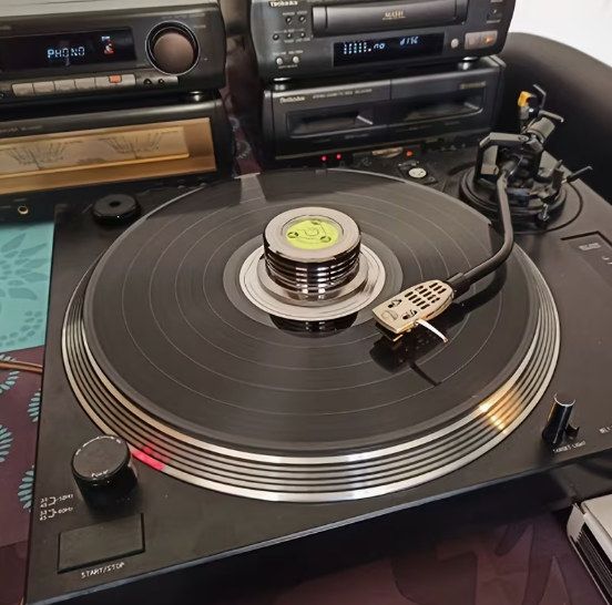 High Precision Turntable Disc Record Stabilizer Clamp Black
